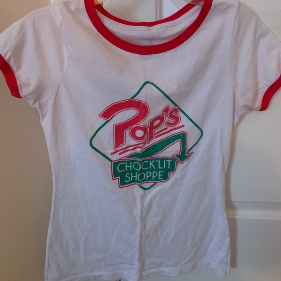 Hot Topic Riverdale Graphic Tee - Picture 1 of 2